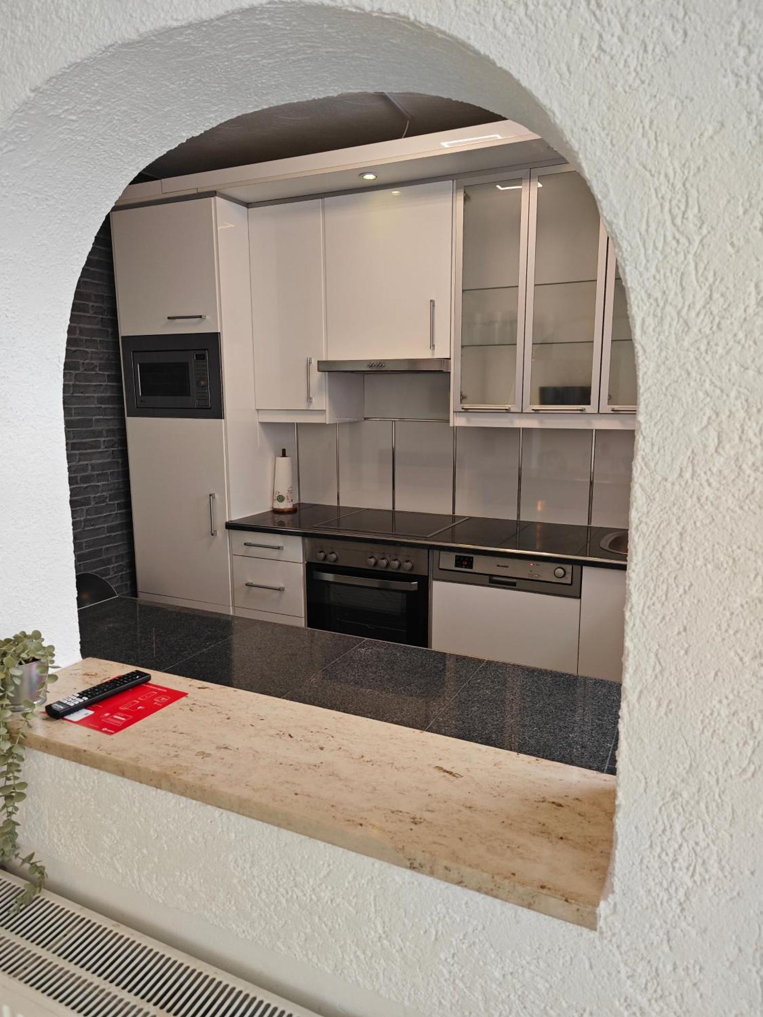 Exklusives Apartment In Geilenkirchen Fuer 6 Personen Mit Dachterasse Und Wintergarten Luaran gambar