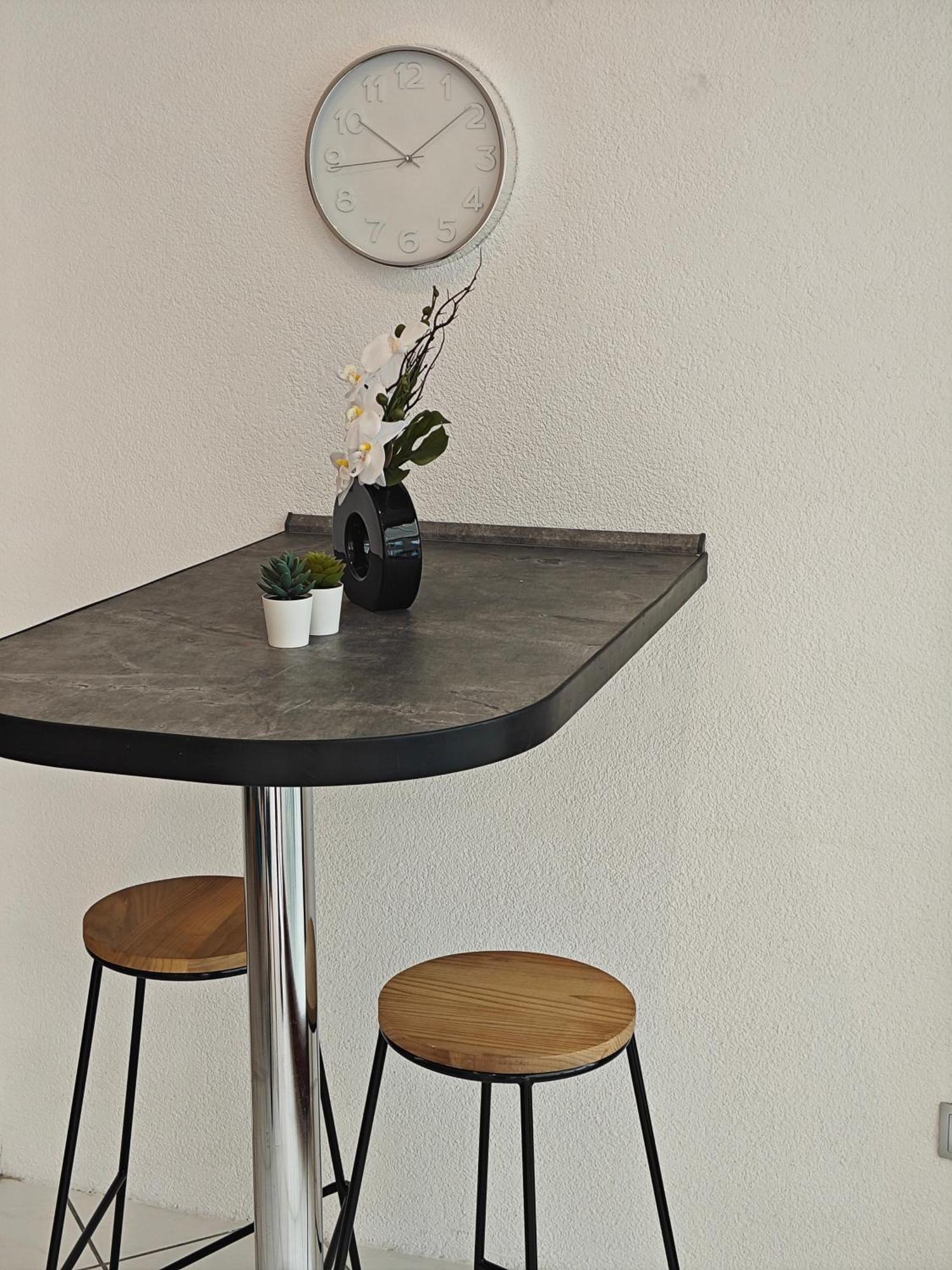 Exklusives Apartment In Geilenkirchen Fuer 6 Personen Mit Dachterasse Und Wintergarten Luaran gambar