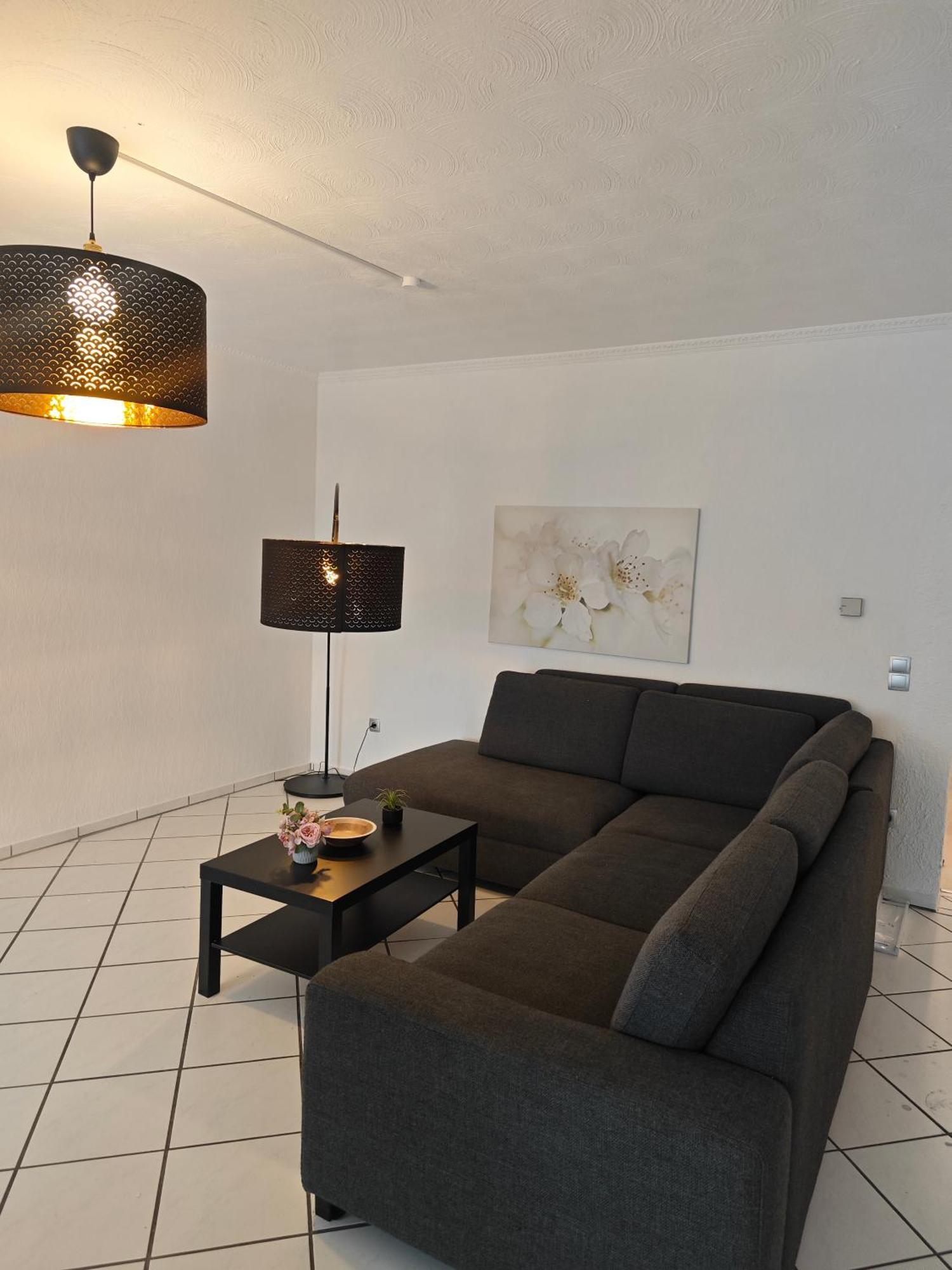 Exklusives Apartment In Geilenkirchen Fuer 6 Personen Mit Dachterasse Und Wintergarten Luaran gambar