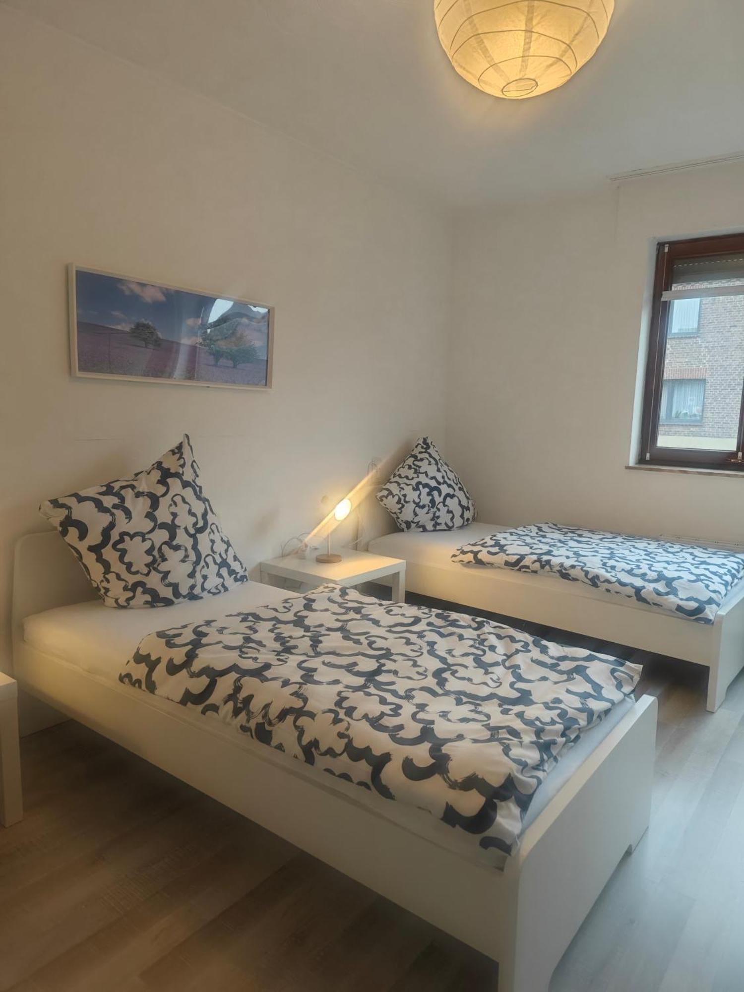 Exklusives Apartment In Geilenkirchen Fuer 6 Personen Mit Dachterasse Und Wintergarten Luaran gambar