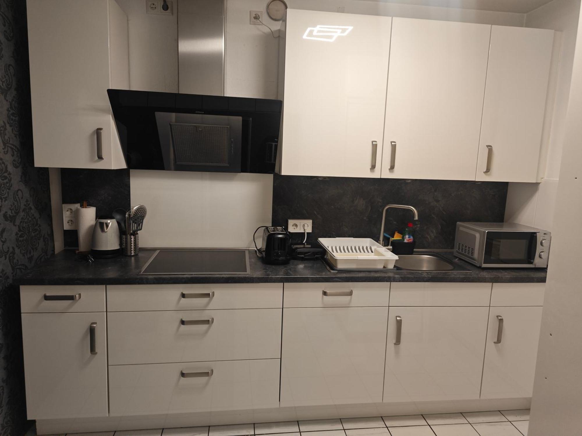 Exklusives Apartment In Geilenkirchen Fuer 6 Personen Mit Dachterasse Und Wintergarten Luaran gambar