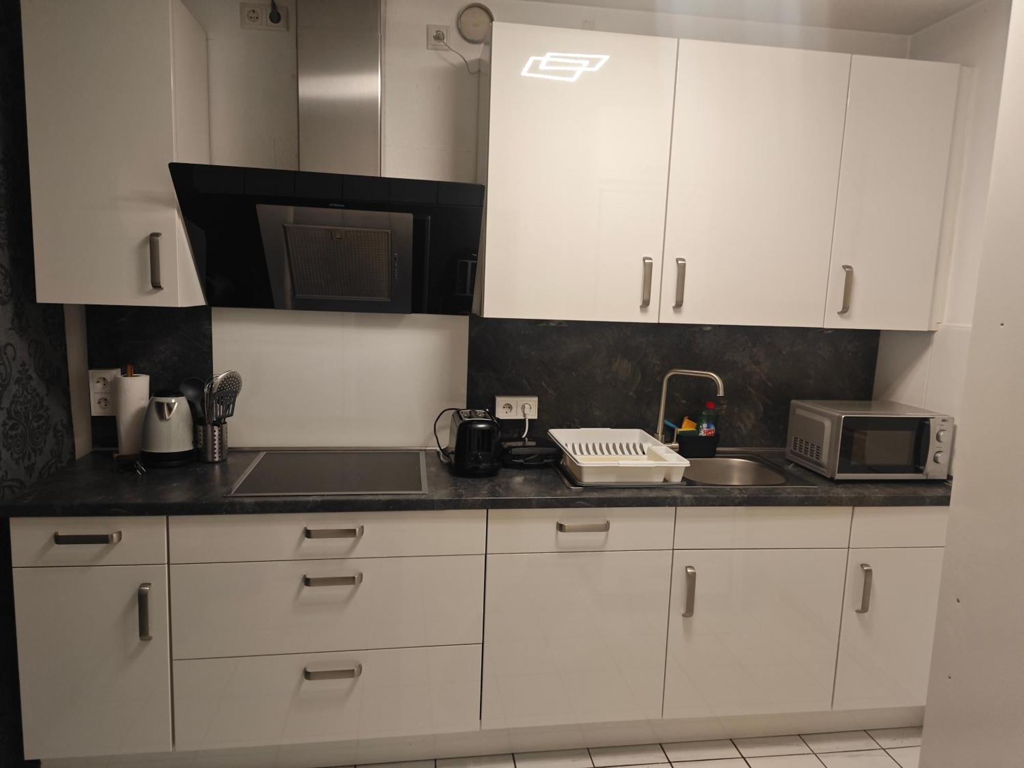 Exklusives Apartment In Geilenkirchen Fuer 6 Personen Mit Dachterasse Und Wintergarten Luaran gambar