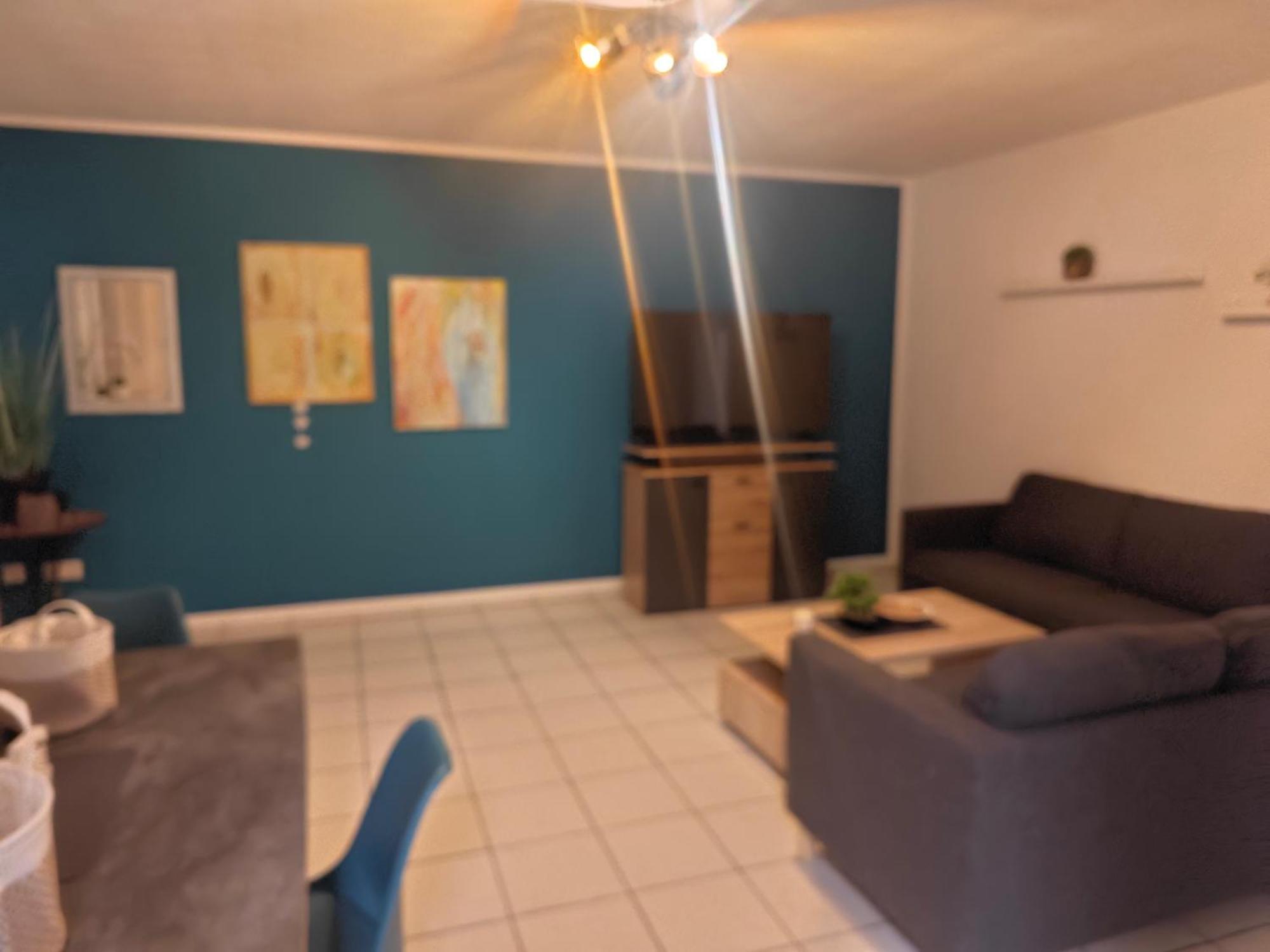 Exklusives Apartment In Geilenkirchen Fuer 6 Personen Mit Dachterasse Und Wintergarten Luaran gambar