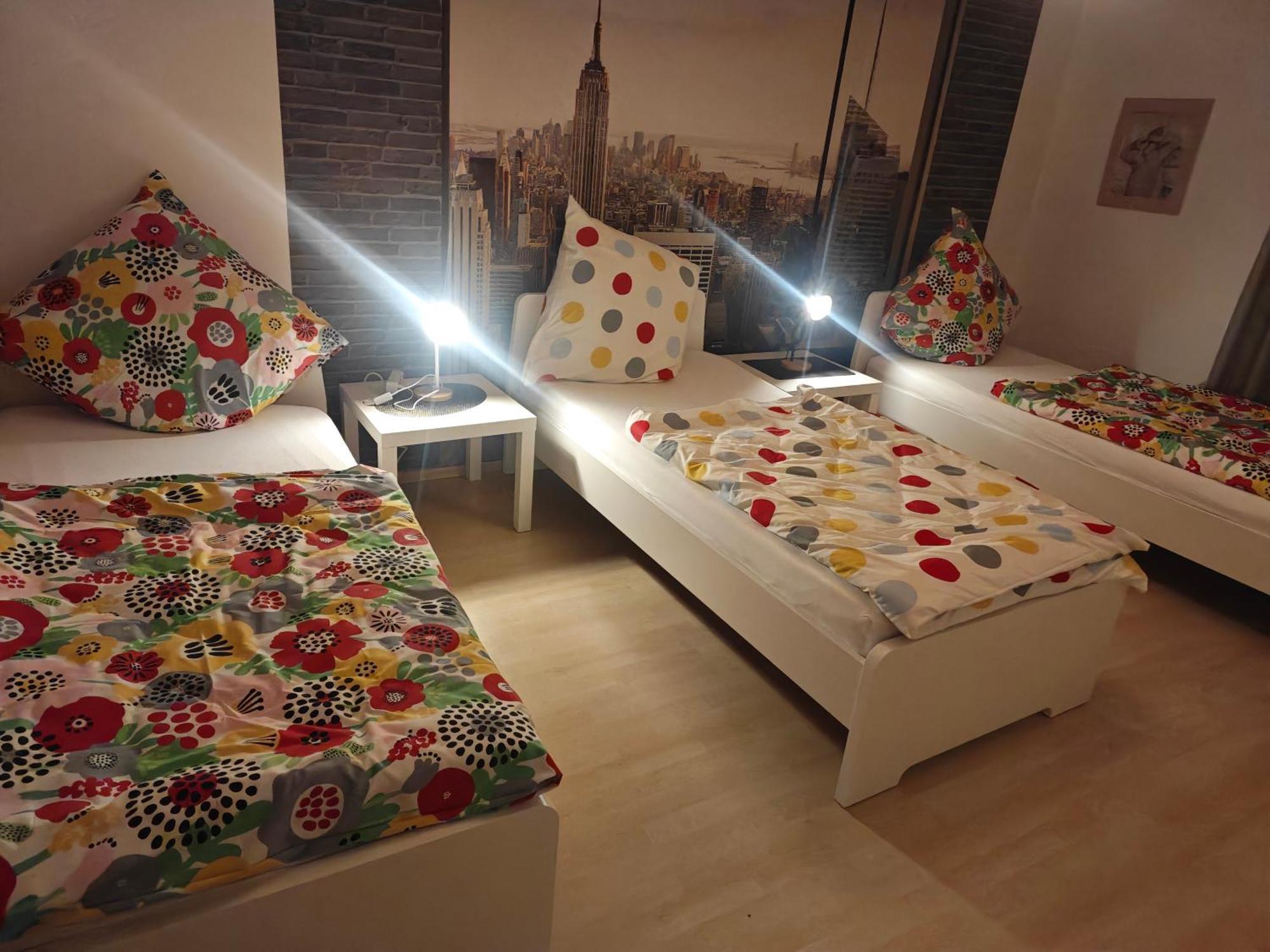 Exklusives Apartment In Geilenkirchen Fuer 6 Personen Mit Dachterasse Und Wintergarten Luaran gambar
