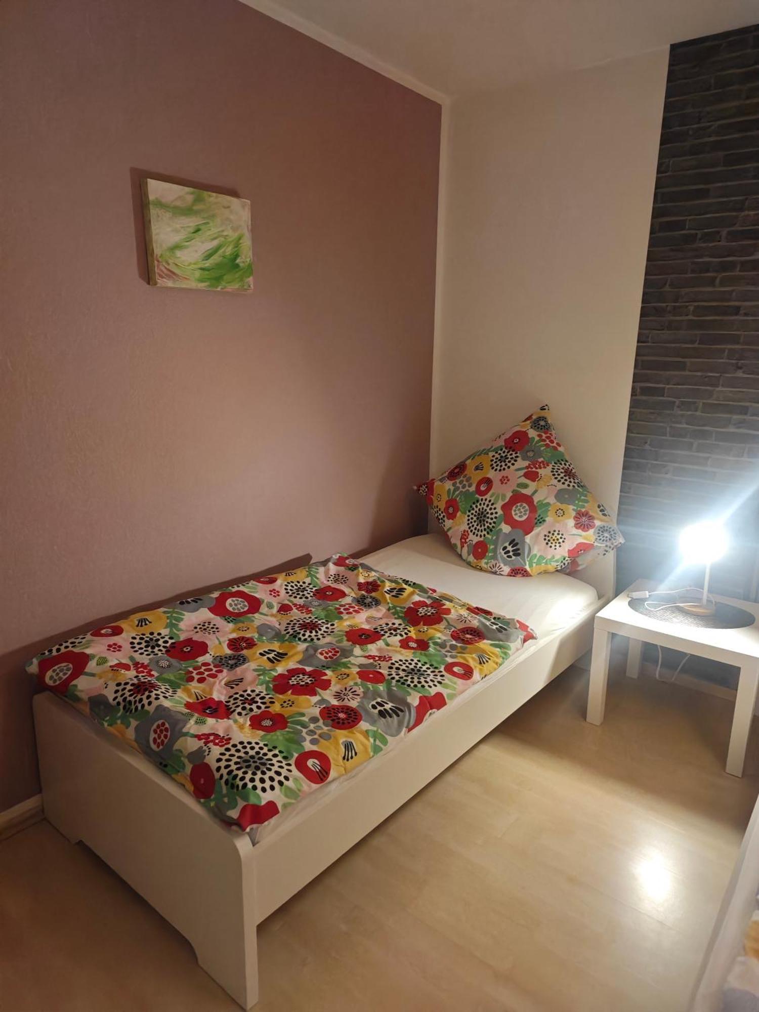 Exklusives Apartment In Geilenkirchen Fuer 6 Personen Mit Dachterasse Und Wintergarten Luaran gambar