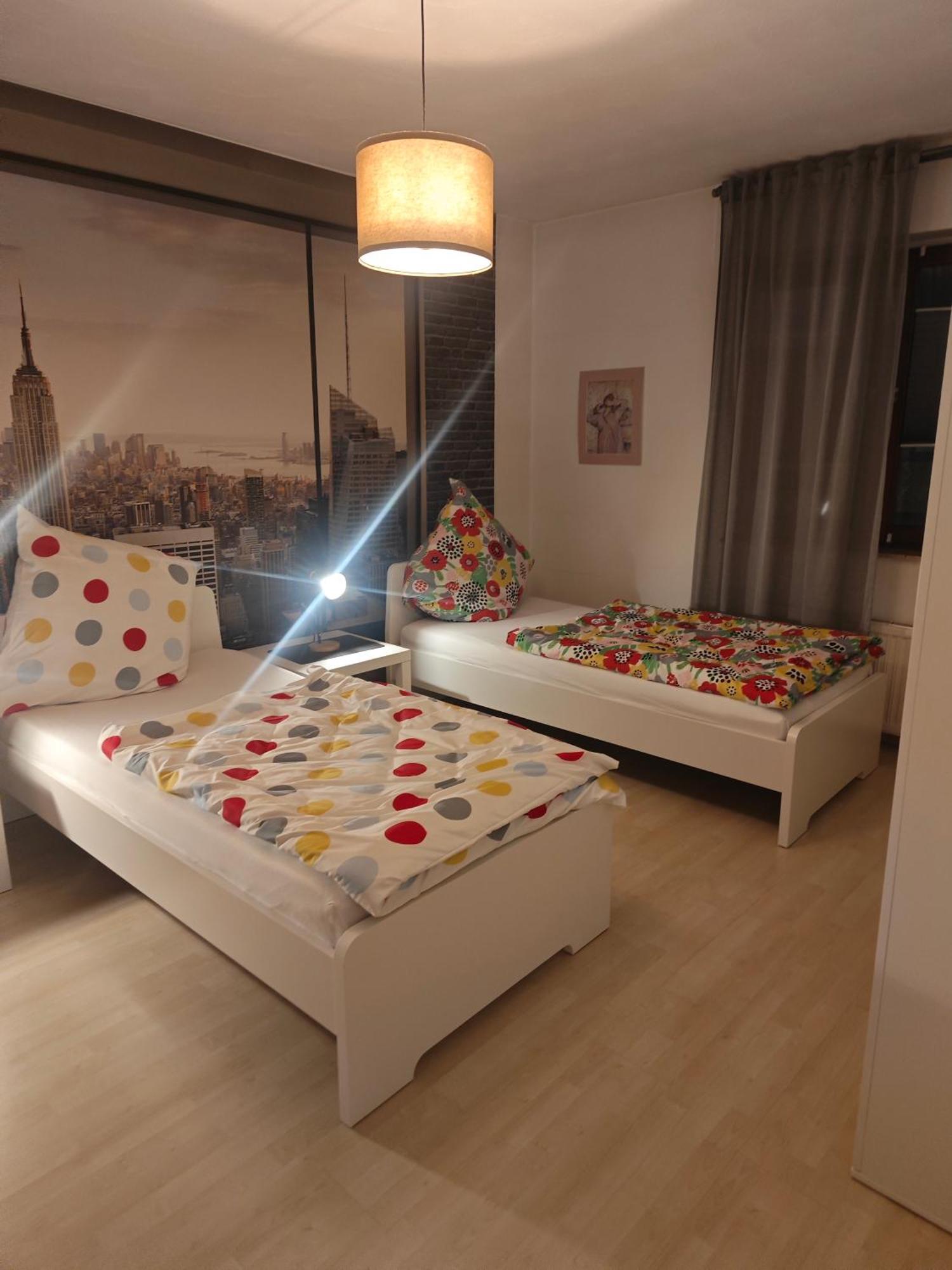 Exklusives Apartment In Geilenkirchen Fuer 6 Personen Mit Dachterasse Und Wintergarten Luaran gambar