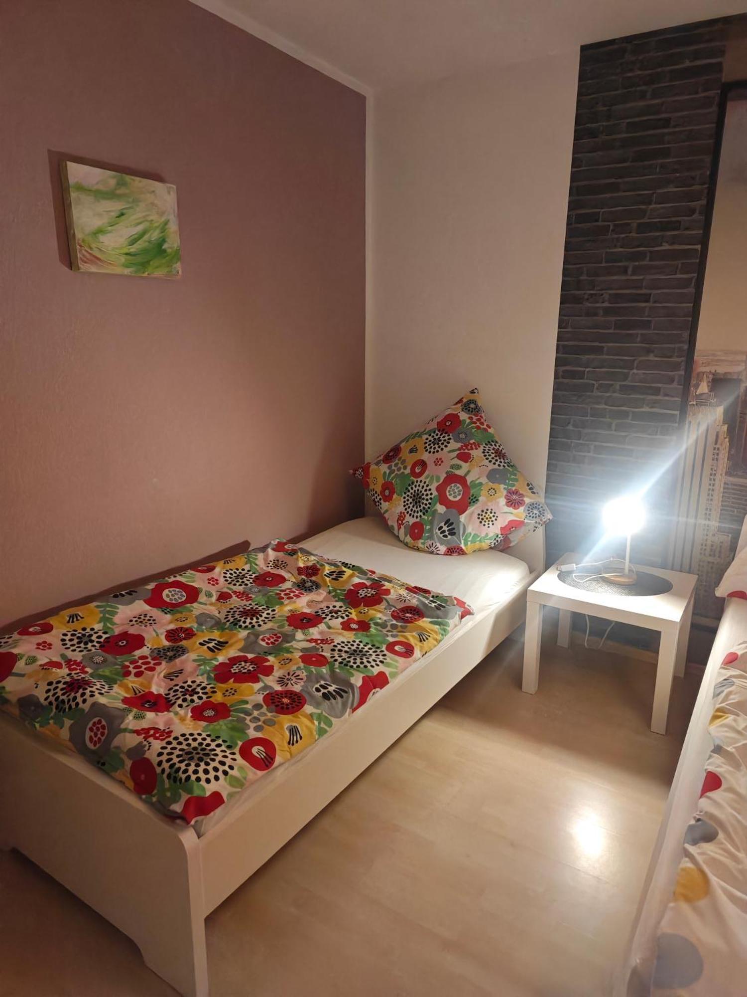 Exklusives Apartment In Geilenkirchen Fuer 6 Personen Mit Dachterasse Und Wintergarten Luaran gambar