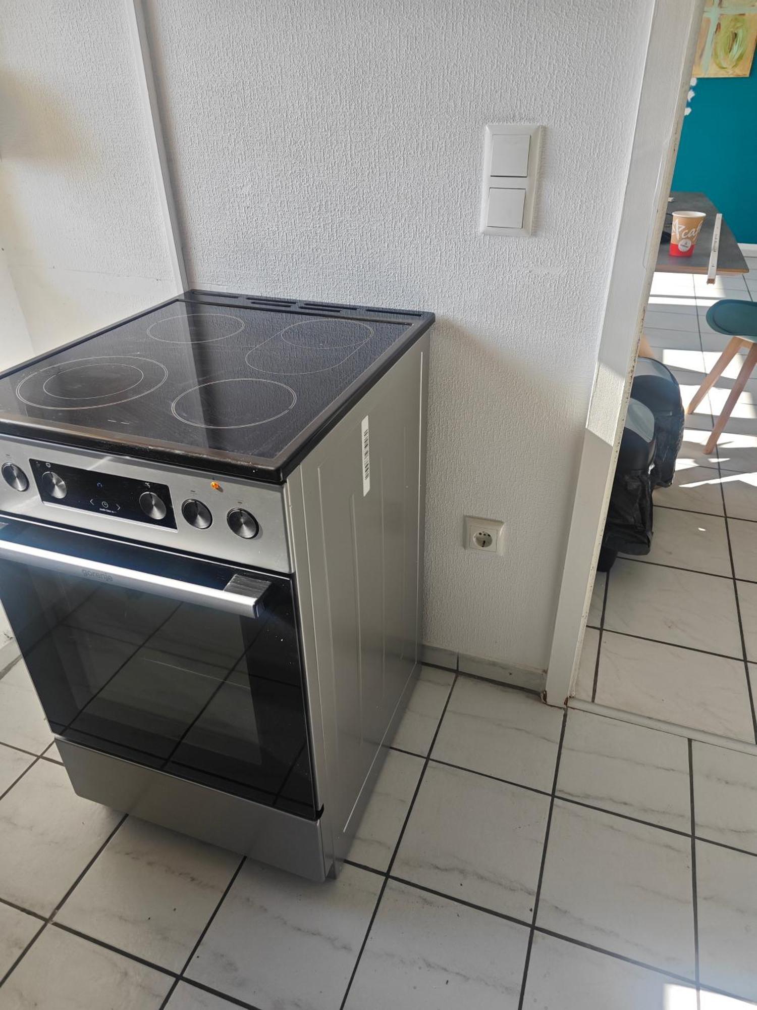 Exklusives Apartment In Geilenkirchen Fuer 6 Personen Mit Dachterasse Und Wintergarten Luaran gambar