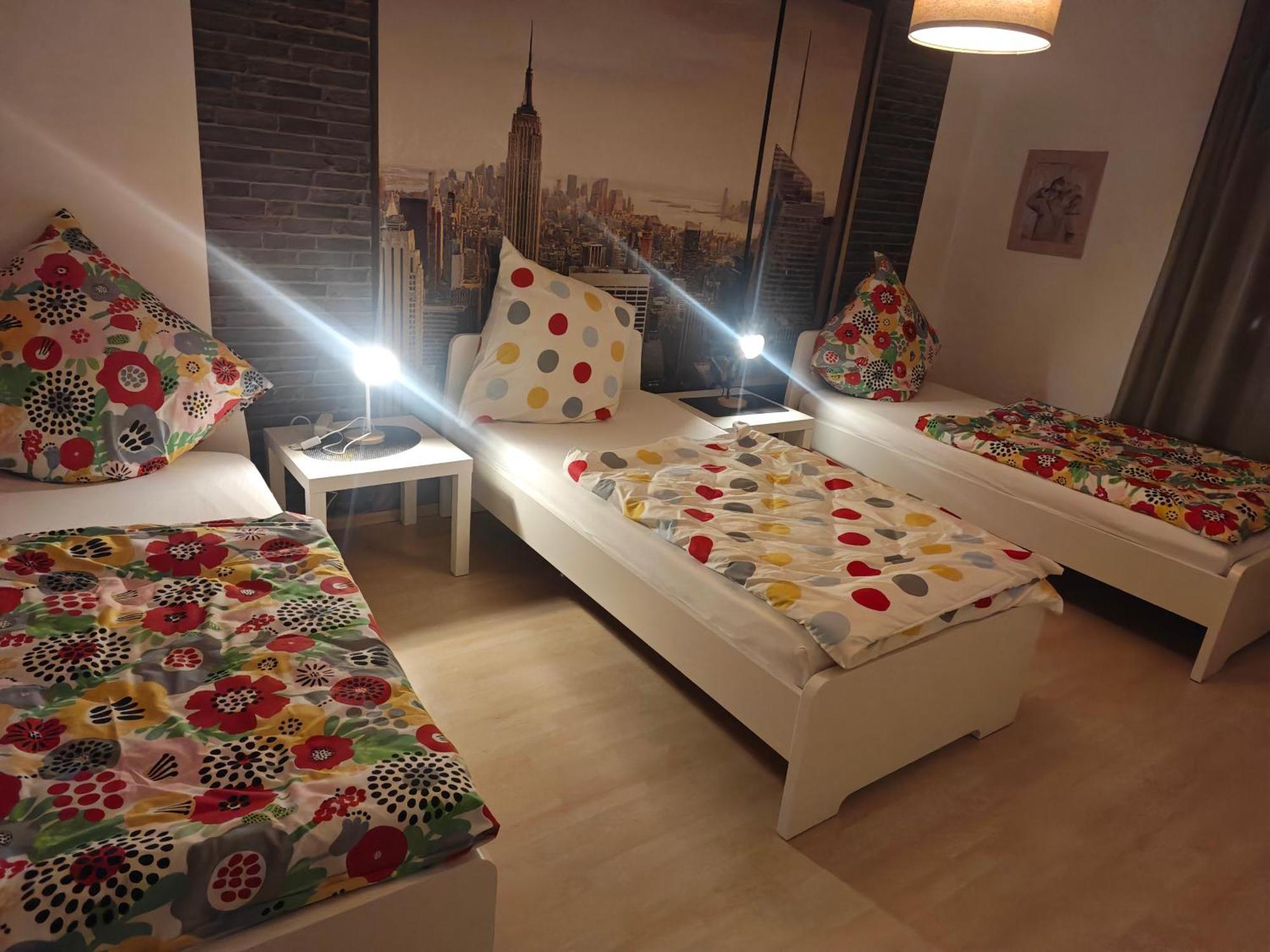 Exklusives Apartment In Geilenkirchen Fuer 6 Personen Mit Dachterasse Und Wintergarten Luaran gambar