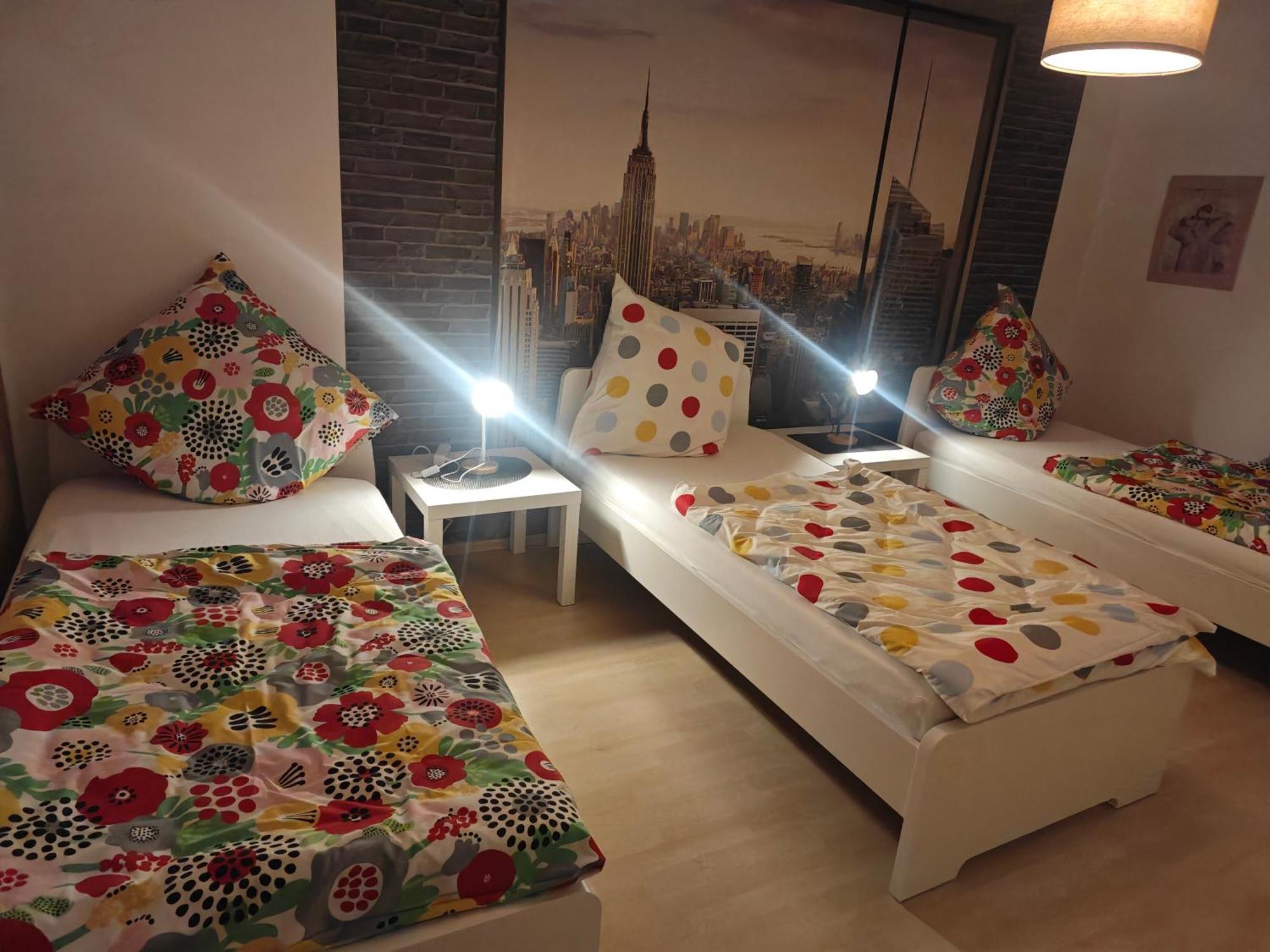 Exklusives Apartment In Geilenkirchen Fuer 6 Personen Mit Dachterasse Und Wintergarten Luaran gambar